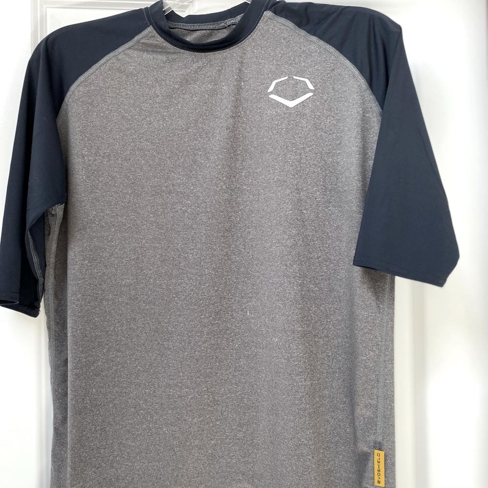 EVOSHIELD Baseball shirt navy sleeve size small